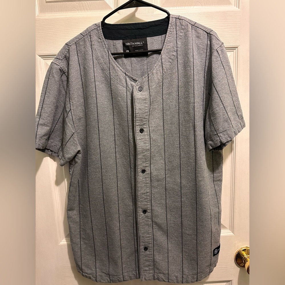 Ninth Hall Men's Gray Striped Jersey Shirt, XL